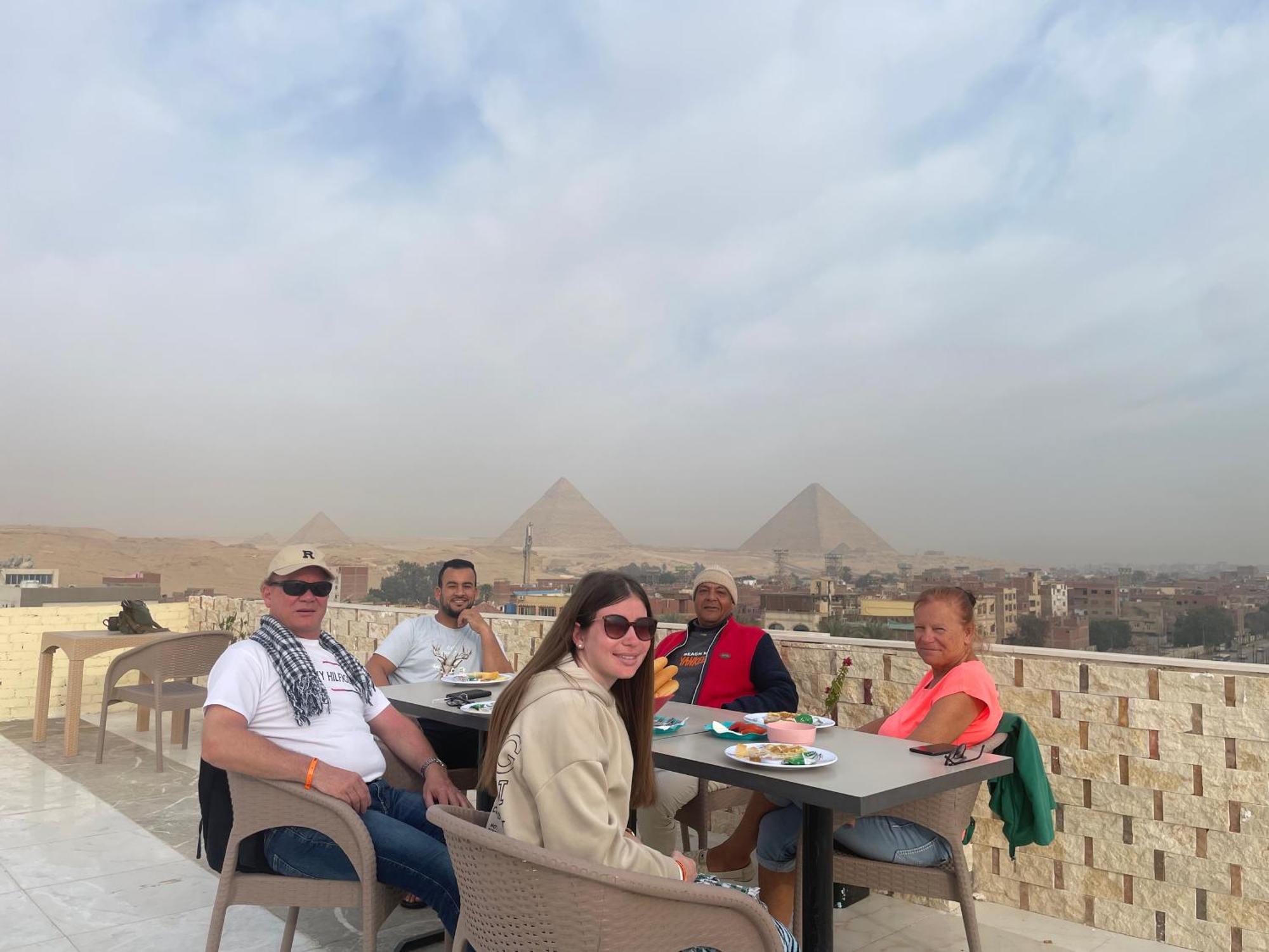 Golden Mask Pyramids Inn Kafrat al Jabal Luaran gambar